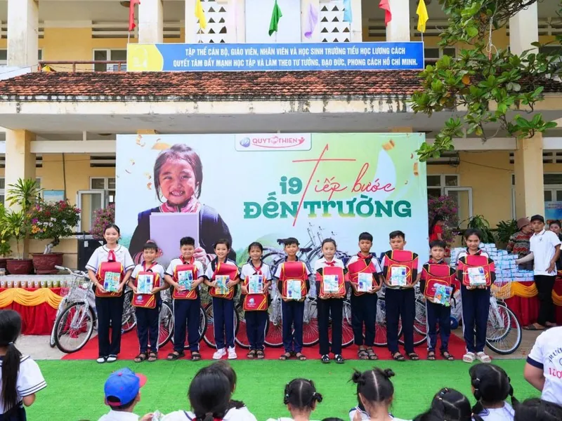 Cài đặt tệp APK cho Android hoặc cấp quyền cho iOS trên 7789bet